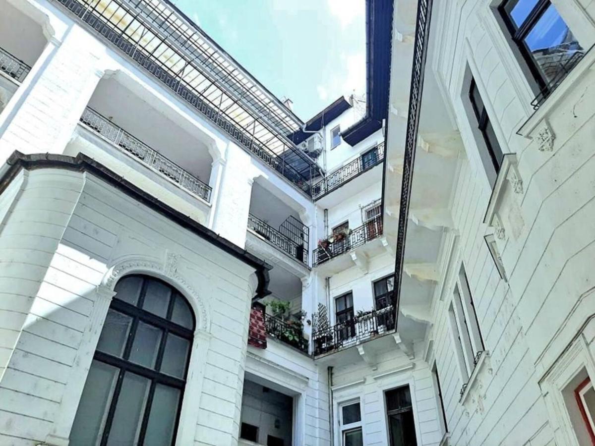 Bourgeois Elegance In The Heart Of Budapest Eksteriør bilde