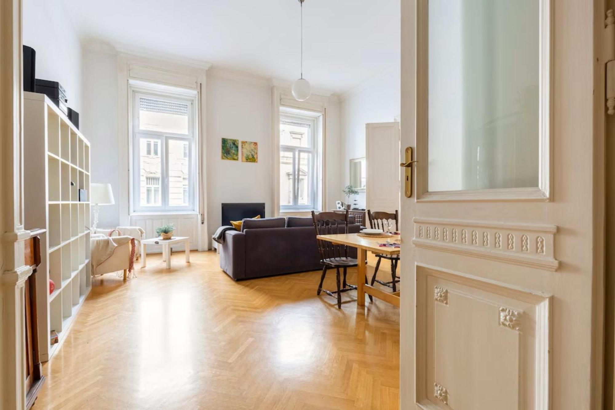 Bourgeois Elegance In The Heart Of Budapest Eksteriør bilde